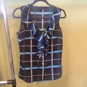 Banana Republic Ruffled Sleeveless Top